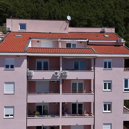 Petra&marko Apartman